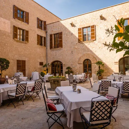 Castell Son Claret - The Leading Of The World فندق إيس كابدييا