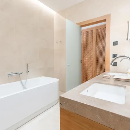 Hotel Castell Son Claret - The Leading Of The World